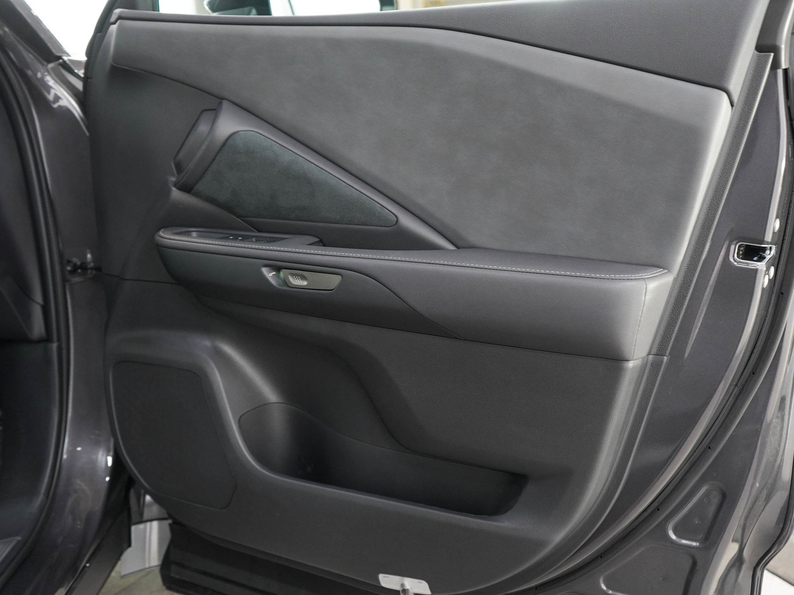 Used 2025 Lexus TX 350 AWD image 9