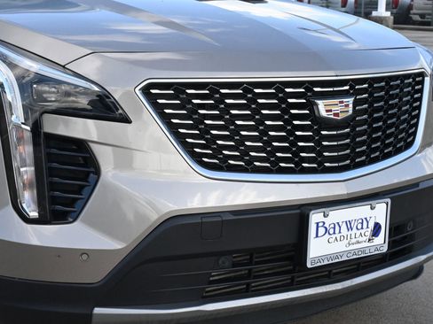 Used 2023 Cadillac XT4 Premium Luxury image 27