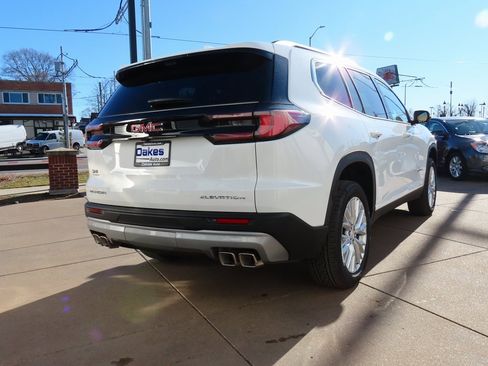 New 2026 GMC Acadia Elevation w/ Elevation Premium Package image 7