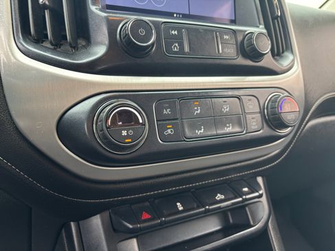 Used 2019 GMC Canyon SLE w/ Elevation Edition image 30