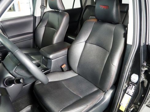 Used 2021 Toyota 4Runner TRD Off-Road Premium w/ Moonroof Package AWD/4WD image 56