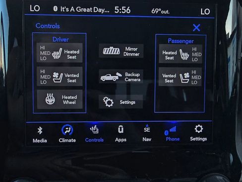 Used 2021 RAM 1500 Laramie image 17