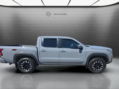 Used 2023 Nissan Frontier PRO-4X w/ Pro Convenience Package AWD/4WD image 3