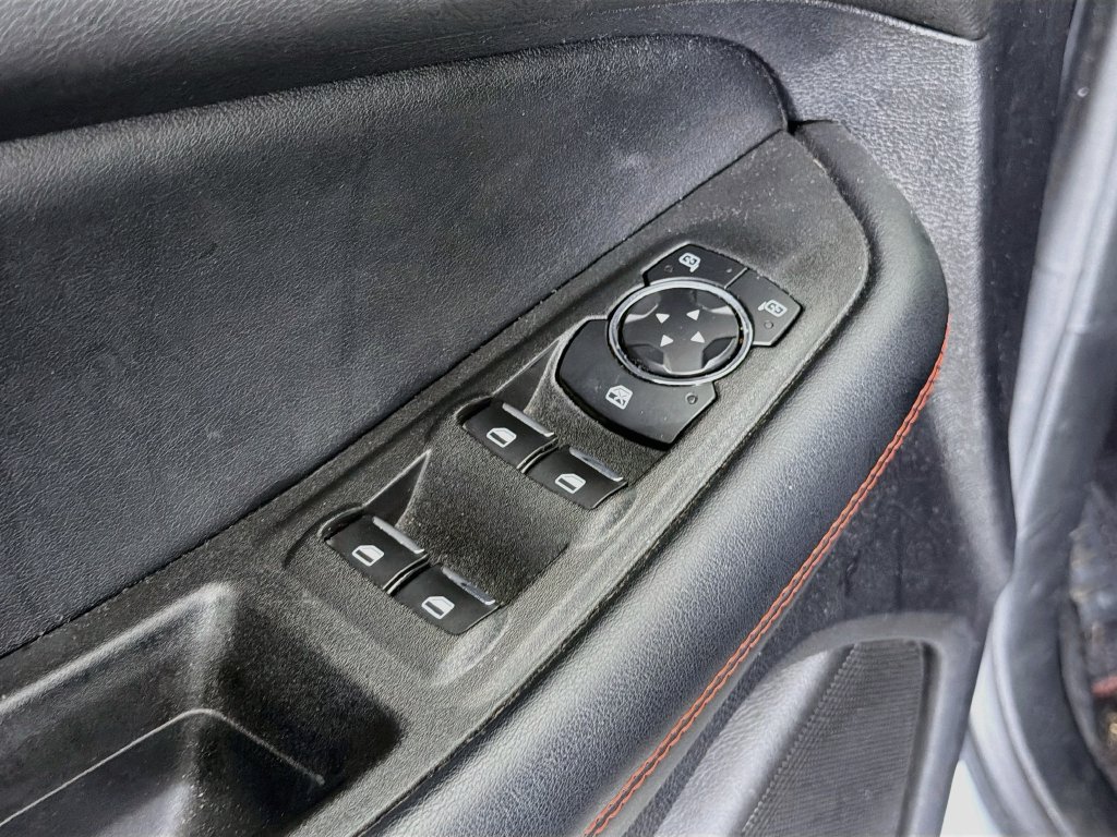 Used 2021 Ford Edge ST-Line FWD image 22