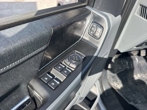 Used 2022 Ford F150 Lariat image 15