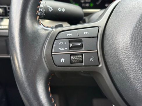 Used 2025 Honda CR-V Sport-L image 31
