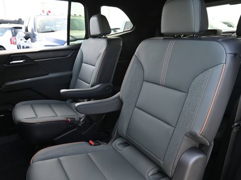 New 2026 GMC Acadia AT4 AWD/4WD image 20