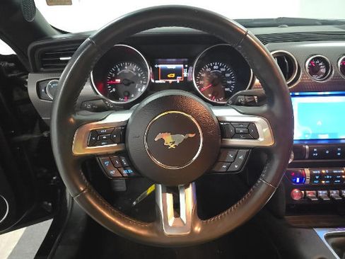Used 2021 Ford Mustang GT Premium w/ GT Performance Package RWD image 4