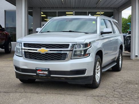 Used 2015 Chevrolet Suburban LT AWD/4WD image 4