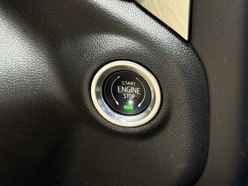 Used 2021 Chevrolet Silverado 2500 LT w/ Convenience Package AWD/4WD image 25