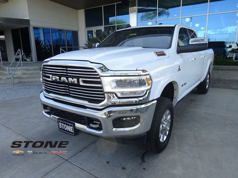 Used 2022 RAM 2500 Laramie AWD/4WD image 3