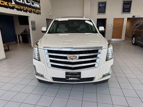 Used 2015 Cadillac Escalade ESV Premium AWD/4WD image 65