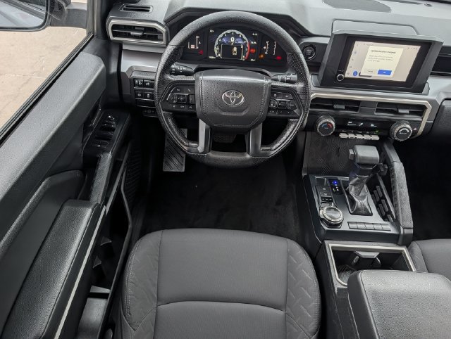Used 2025 Toyota Tacoma SR5 AWD/4WD image 12