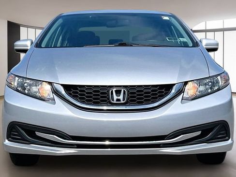 Used 2014 Honda Civic LX image 2