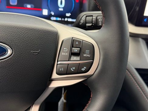 New 2026 Ford Explorer Active image 18