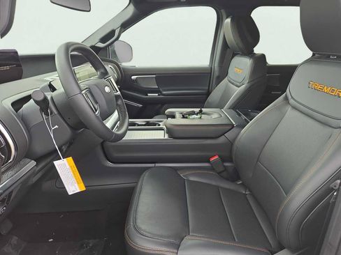 New 2027 Ford Expedition Tremor w/ Driver's Package AWD/4WD image 9
