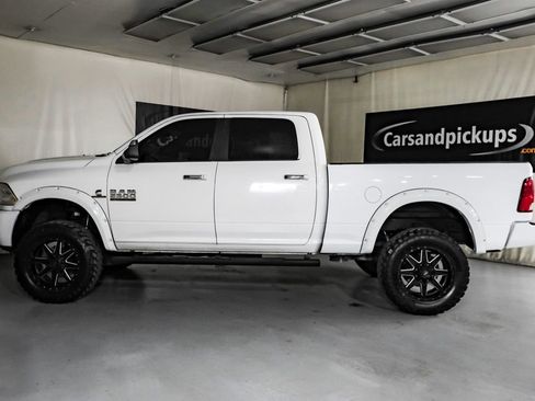 Used 2017 RAM 2500 SLT image 10
