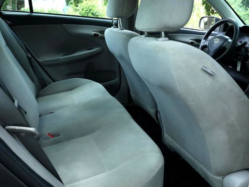Used 2013 Toyota Corolla S Special Edition image 18