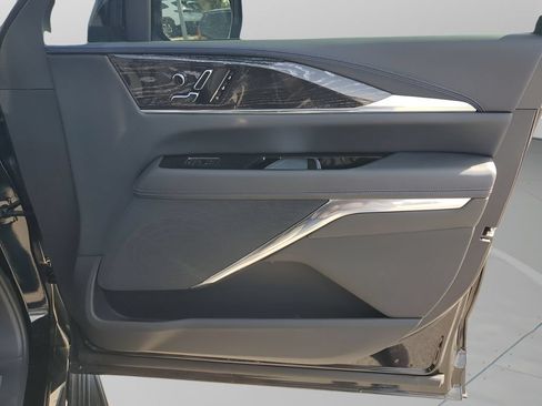 New 2026 Cadillac Escalade IQL Luxury w/ LPO, Floor Liner Package AWD/4WD image 17