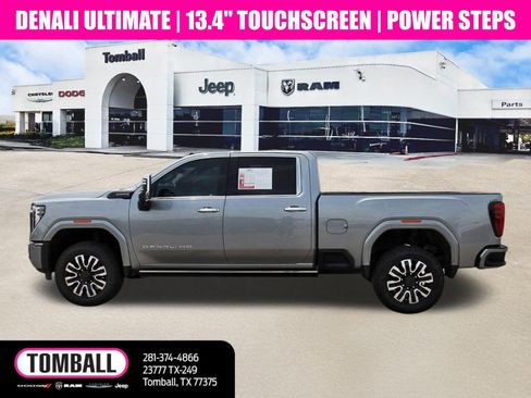 Used 2024 GMC Sierra 2500 Denali Ultimate w/ Max Trailering Package AWD/4WD image 4