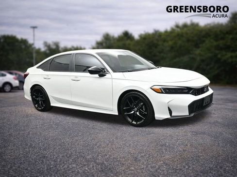 Used 2025 Honda Civic Sport image 1