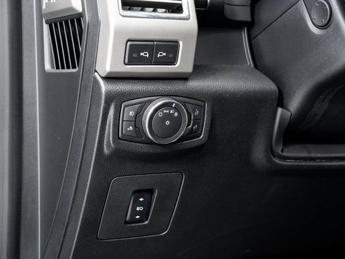 Used 2016 Ford F150 Lariat w/ Equipment Group 502A Luxury image 10