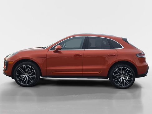 Used 2023 Porsche Macan image 2