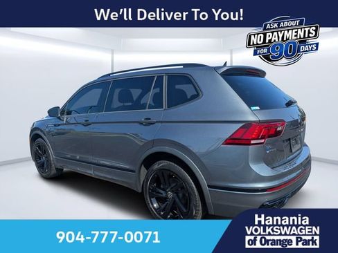 Certified 2024 Volkswagen Tiguan SE R-Line FWD image 5