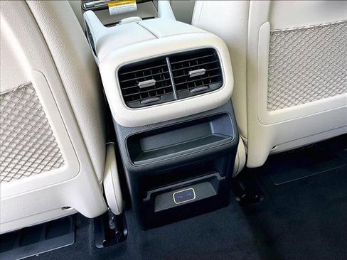 New 2026 Mercedes-Benz GLE 450 4MATIC image 19