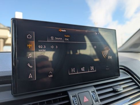 Used 2023 Audi Q5 2.0T Premium Plus image 26