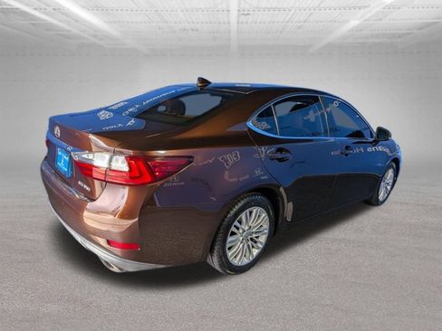 Used 2016 Lexus ES 350 w/ Premium Package w/Wood Trim FWD image 5