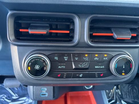 Used 2024 Ford Maverick XLT w/ XLT Luxury Package FWD image 14