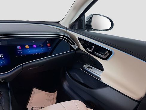 New 2026 Mercedes-Benz E 350 4MATIC Sedan image 27