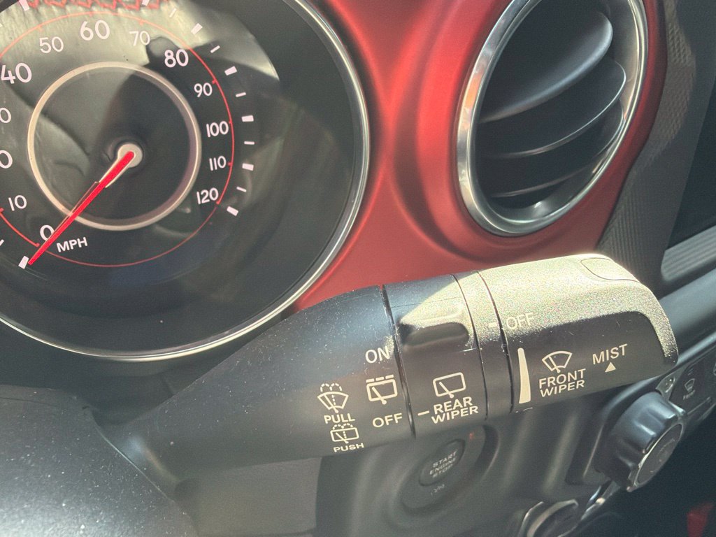 Used 2019 Jeep Wrangler Unlimited Rubicon AWD/4WD image 29