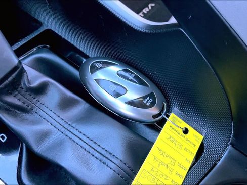 Certified 2024 Hyundai Elantra SEL image 15