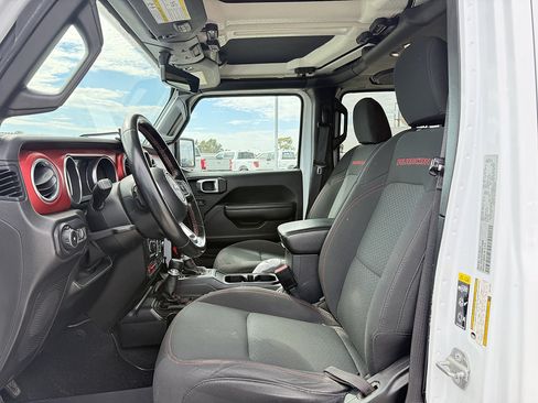 Used 2021 Jeep Wrangler Unlimited Rubicon AWD/4WD image 5