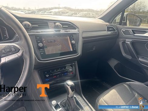 Used 2023 Volkswagen Tiguan SEL R-Line image 17