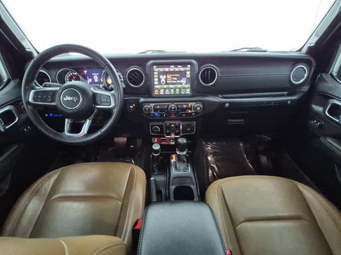 Used 2022 Jeep Wrangler Unlimited Rubicon 4xe w/ Dual Top Group AWD/4WD image 20