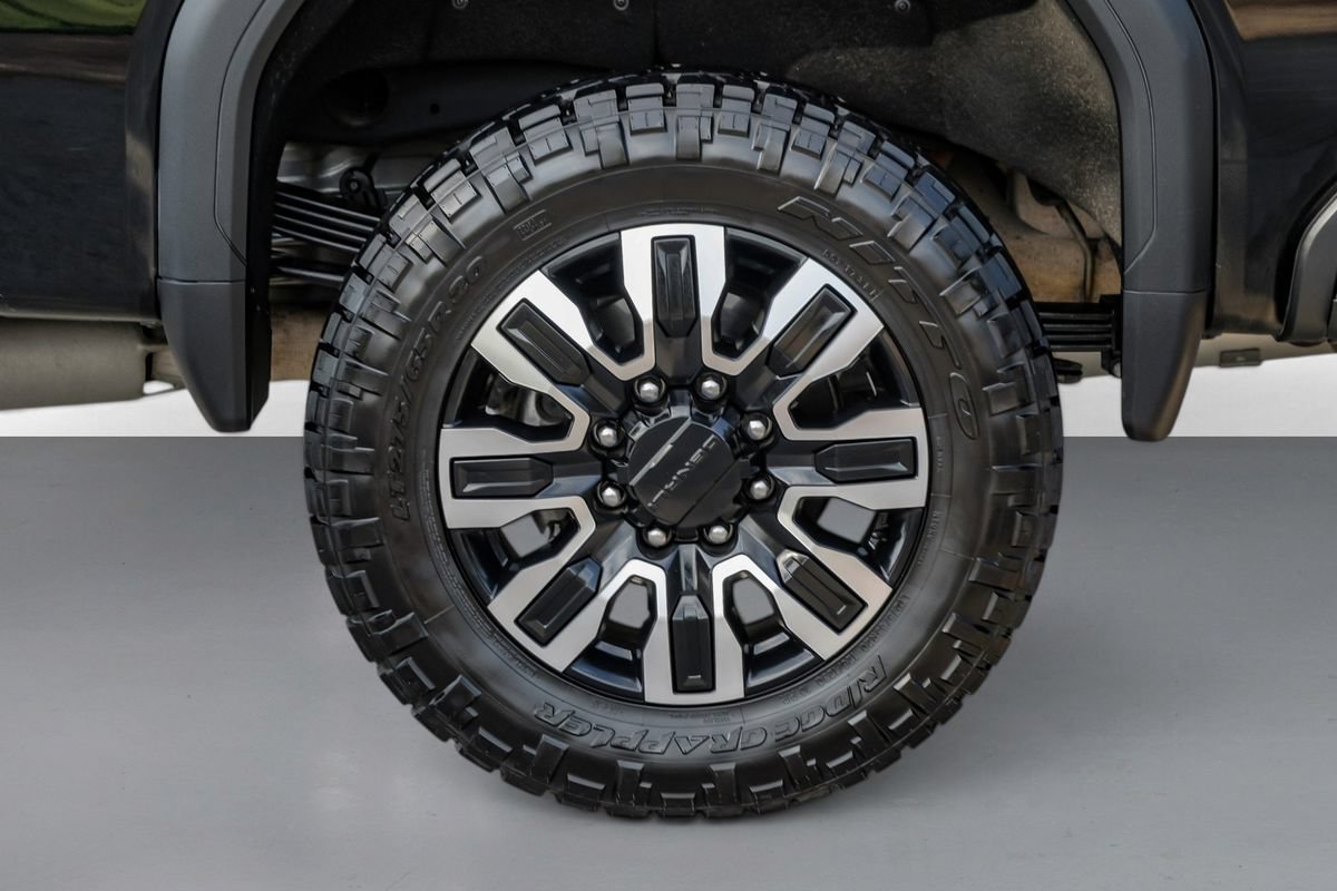 Used 2024 GMC Sierra 2500 Denali Ultimate AWD/4WD image 61