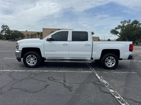 Used 2018 Chevrolet Silverado 1500 LT w/ All Star Edition AWD/4WD image 9