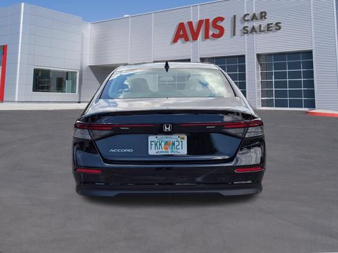 Used 2025 Honda Accord LX image 7
