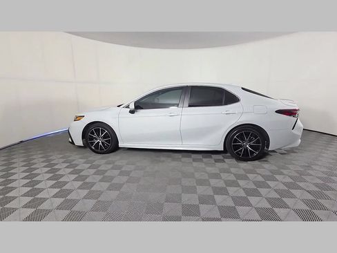 Used 2024 Toyota Camry SE FWD image 46