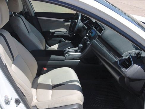 Used 2019 Honda Civic EX image 28