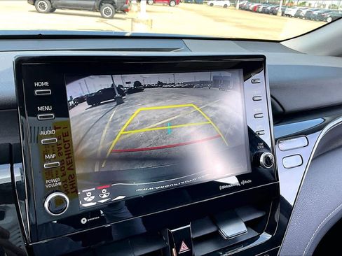 Used 2022 Toyota Camry XSE image 27