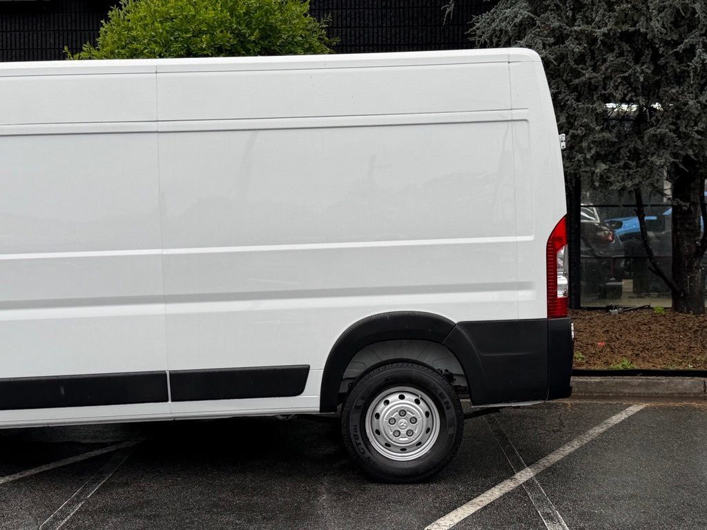 Used 2023 RAM ProMaster 2500 FWD image 11