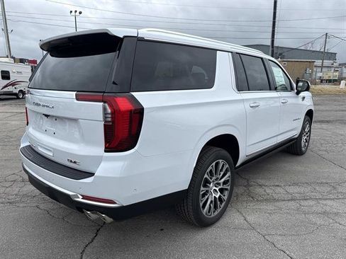 New 2026 GMC Yukon XL Denali w/ Sun & Power Step Package image 4
