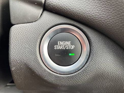 Used 2024 Chevrolet Equinox LT w/ LPO, Floor Liner Package FWD image 21