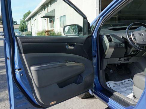 Used 2009 Toyota Prius Touring FWD image 33