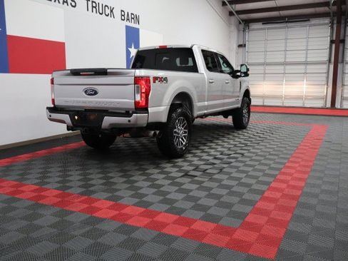 Used 2018 Ford F250 Lariat w/ Lariat Value Package AWD/4WD image 19