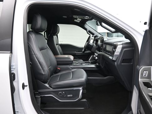 Used 2022 Ford F150 Lariat w/ Equipment Group 502A High AWD/4WD image 13